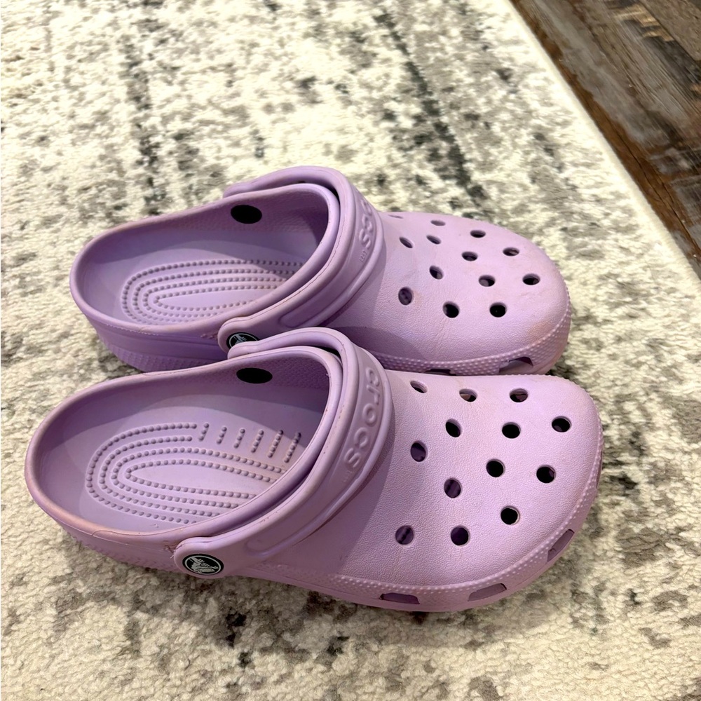 crocs size 7